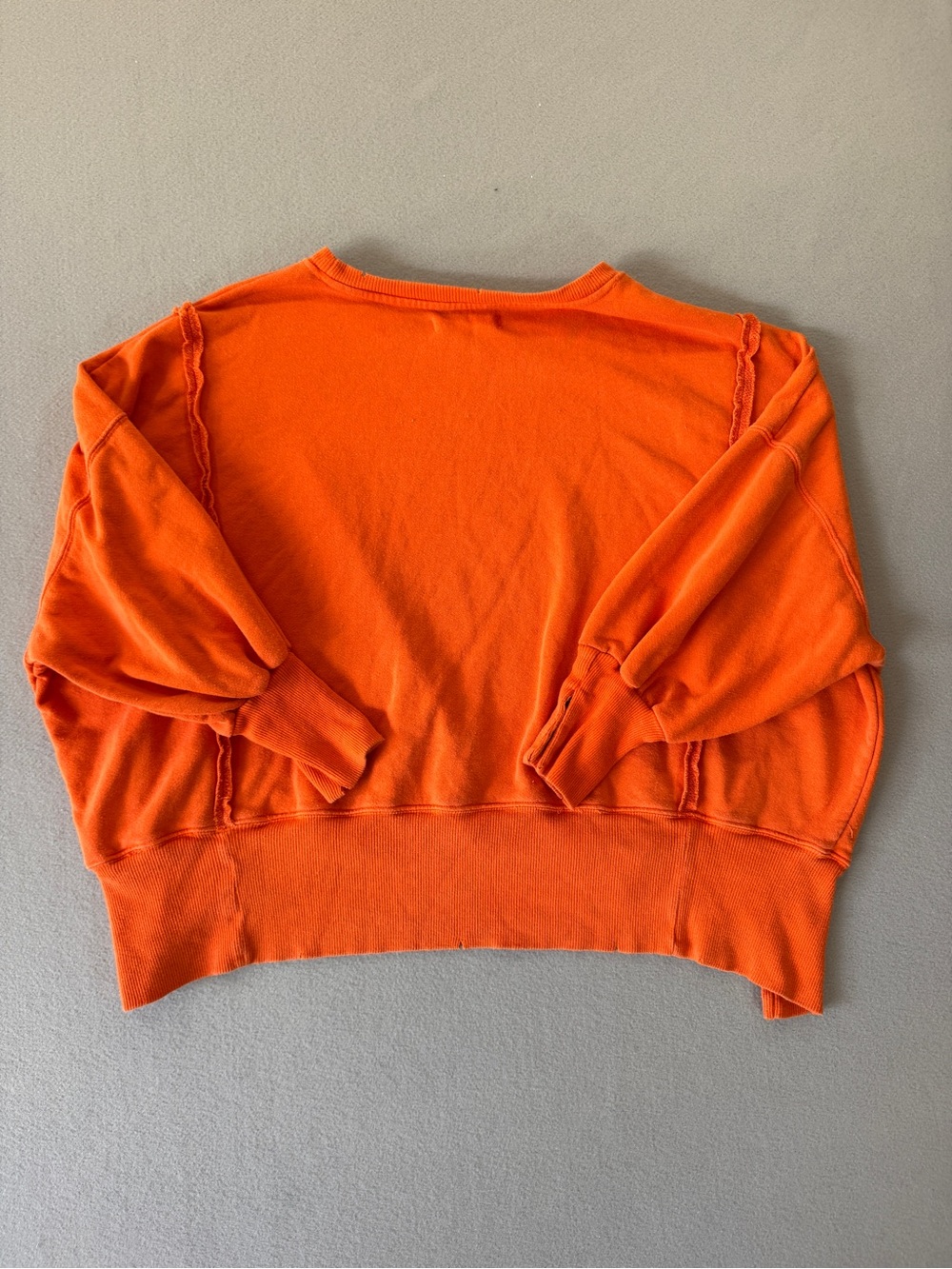 We The Free Orange Oversized Sweatshirt Womens XS Exposed Seam Pullover - Picture 12 of 16